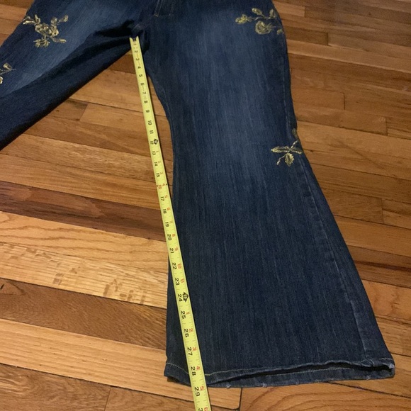 Neeso premium jeans with gold rose design - Picture 14 of 16
